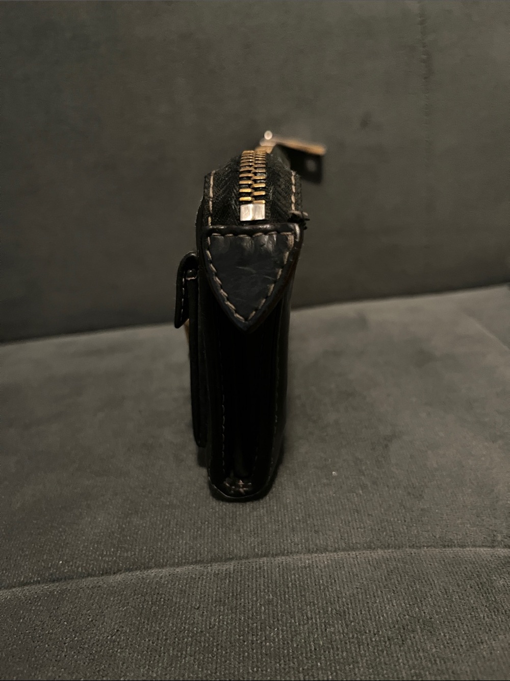 Marc Jacobs Black Leather Wallet with Gold Hardware - Picture 6 of 15